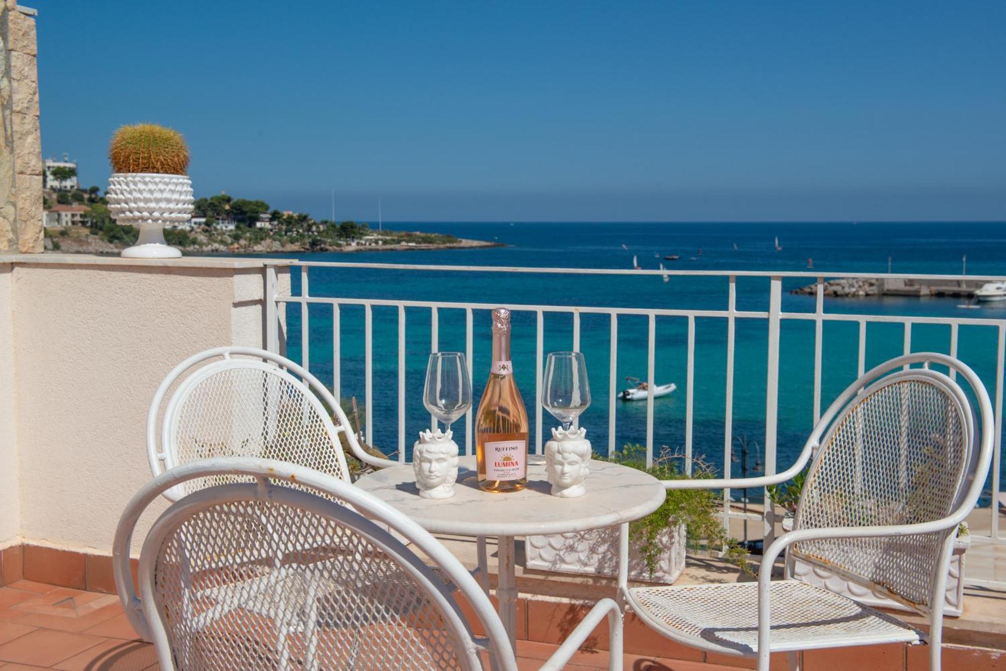Palermo Mare Holidays Sferracavallo Dış mekan fotoğraf
